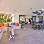 Luxury 5 Bedroom With Heated Infinity Pool & Amazing Sea Views