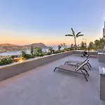 Villa Luxury 5 Bedroom With Heated Infinity Pool & Amazing Sea Views Kaş