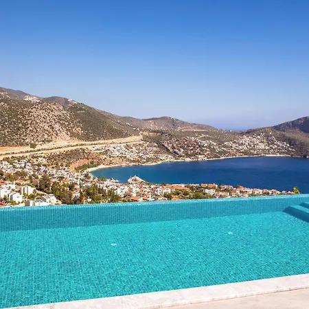 ヴィラ Luxury 5 Bedroom With Heated Infinity Pool & Amazing Sea Views