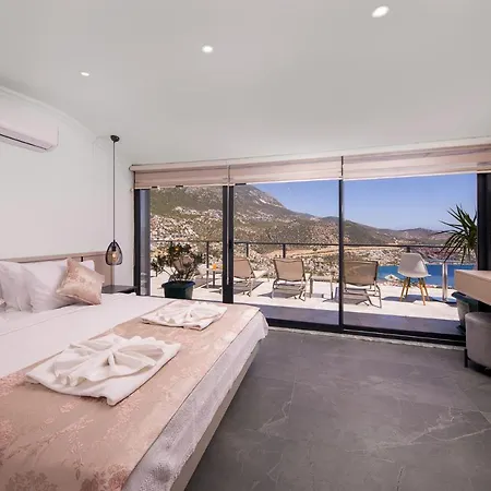 וילה Luxury 5 Bedroom With Heated Infinity Pool & Amazing Sea Views