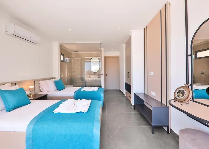 Luxury 5 Bedroom With Heated Infinity Pool & Amazing Sea Views Villa Kas