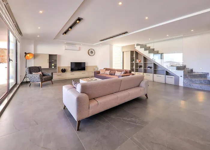 Luxury 5 Bedroom With Heated Infinity Pool & Amazing Sea Views Kas