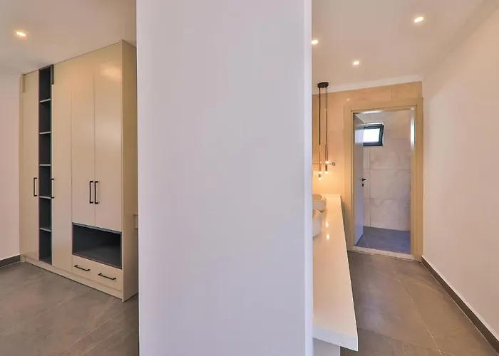 Luxury 5 Bedroom With Heated Infinity Pool & Amazing Sea Views Kas