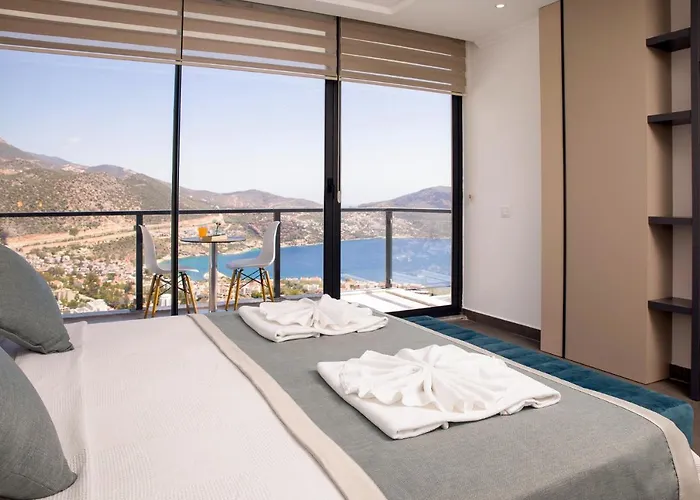 Luxury 5 Bedroom With Heated Infinity Pool & Amazing Sea Views Vila *