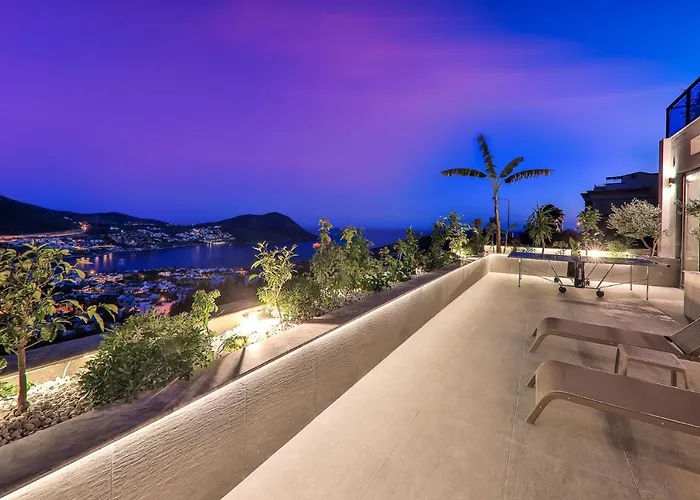 Luxury 5 Bedroom With Heated Infinity Pool & Amazing Sea Views Vila *